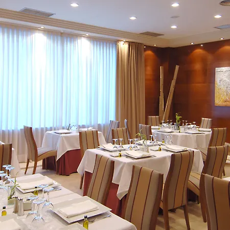 Vincci Ciudad De 4* Salamanka