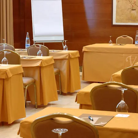 Szálloda Vincci Ciudad De 4*
